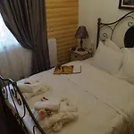 поликсения петиня