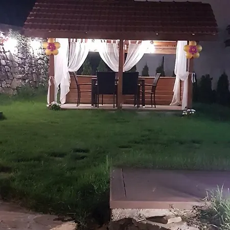 поликсения петиня Gasthof Trjawna