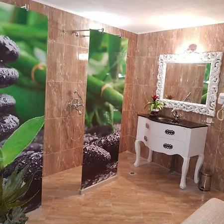 بيت ضيافة поликсения петиня تريفنا