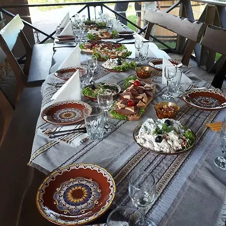 поликсения петиня Trjawna