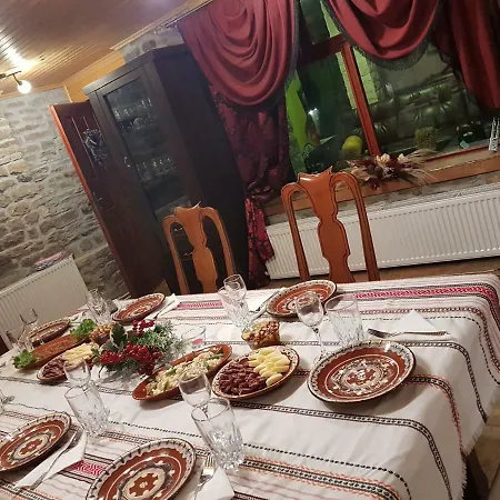 بيت ضيافة поликсения петиня *