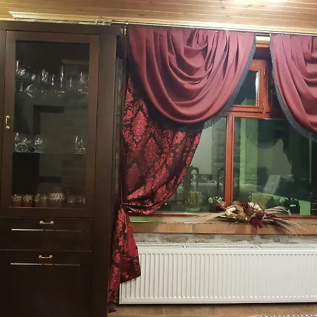 Gasthof поликсения петиня *