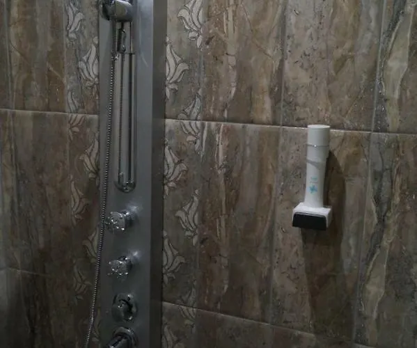 Affittacamere поликсения петиня *